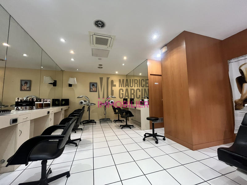 Fonds de commerce - 120 m²