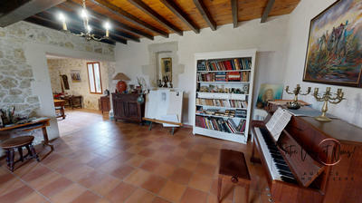 Maison ancienne - 268 m² - 8 pièces