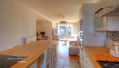 Appartement - 80 m² - 3 pièces