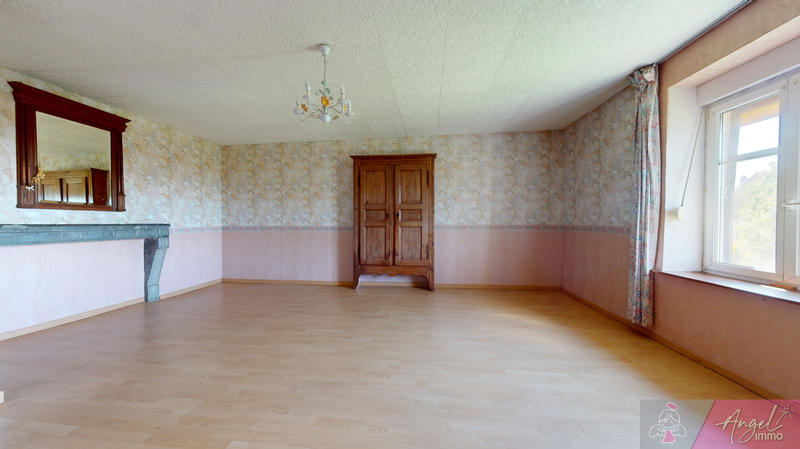 Maison de village - 220 m² - 6 pièces