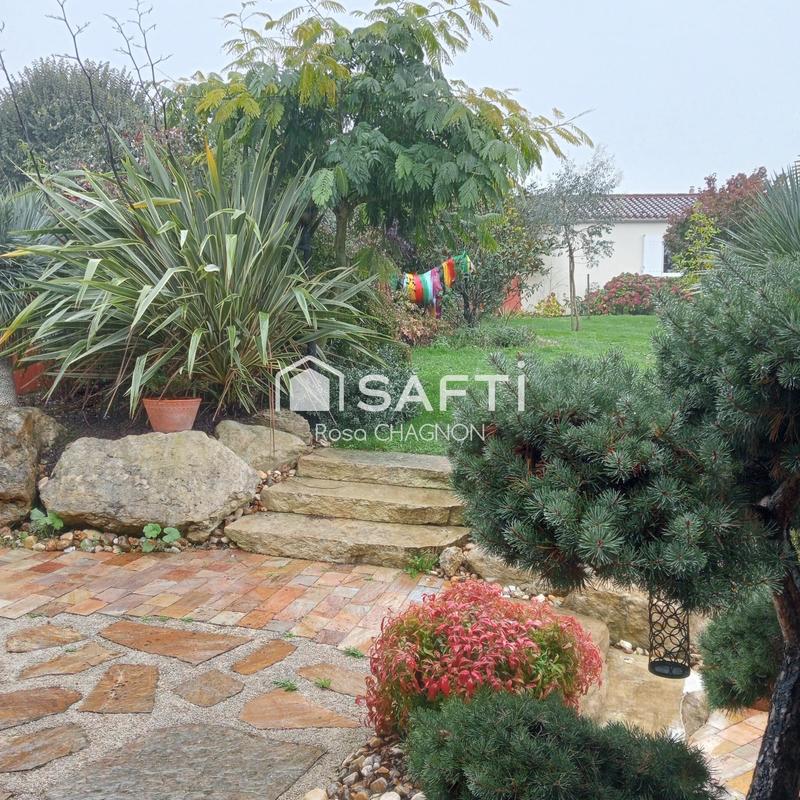 Maison - 220 m² - 7 pièces