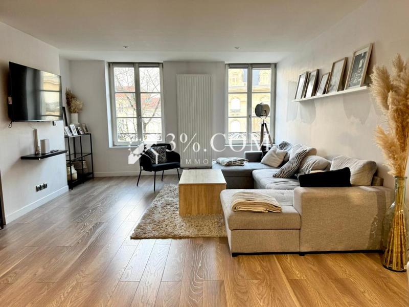 Appartement - 87 m² - 3 pièces