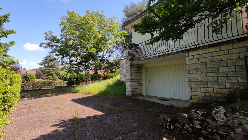 Maison - 289 m² - 8 pièces