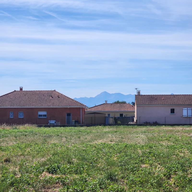 Terrain constructible - 975 m²