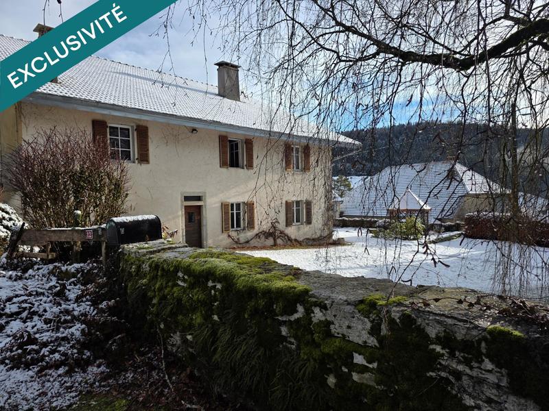 Maison - 270 m² - 10 pièces