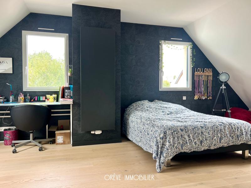 Maison - 165 m² - 8 pièces