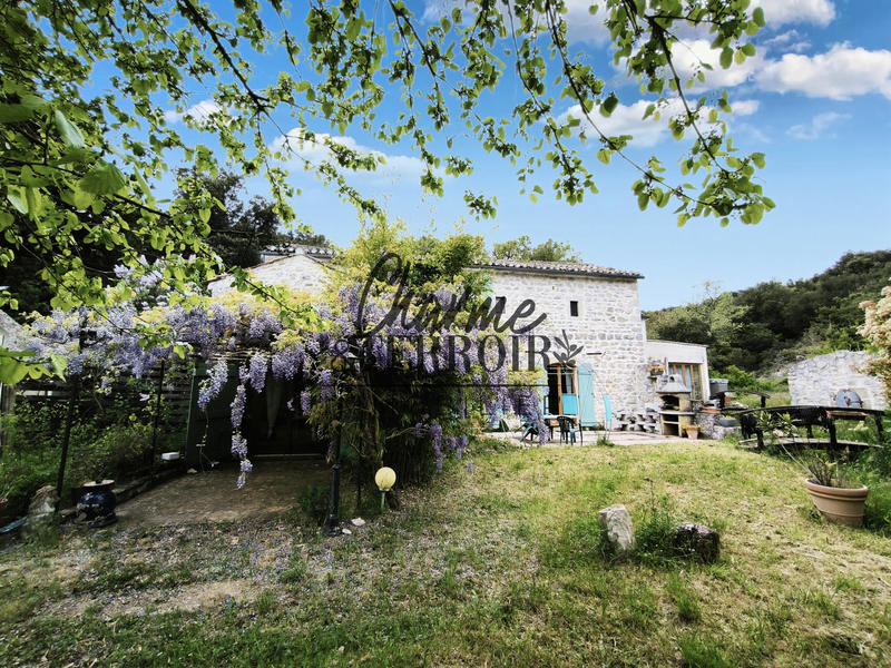 Maison - 140 m² - 7 pièces