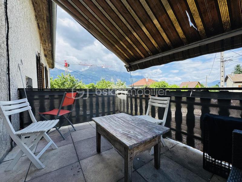 Appartement - 102 m² - 4 pièces