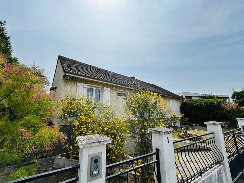 Maison - 117 m² - 6 pièces