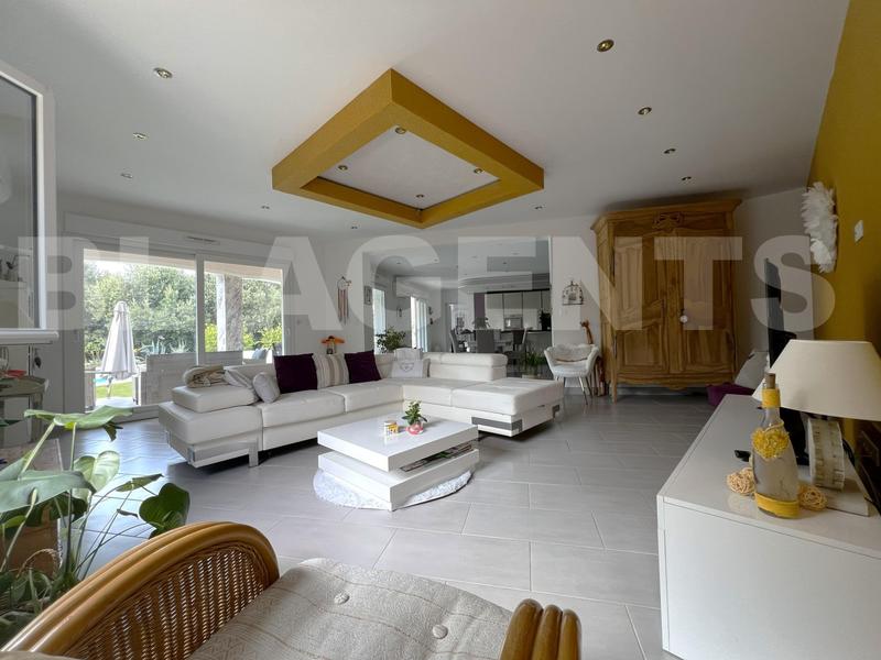 Villa - 190 m² - 8 pièces