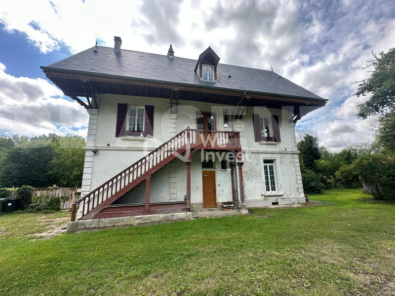 Maison - 184 m² - 8 pièces