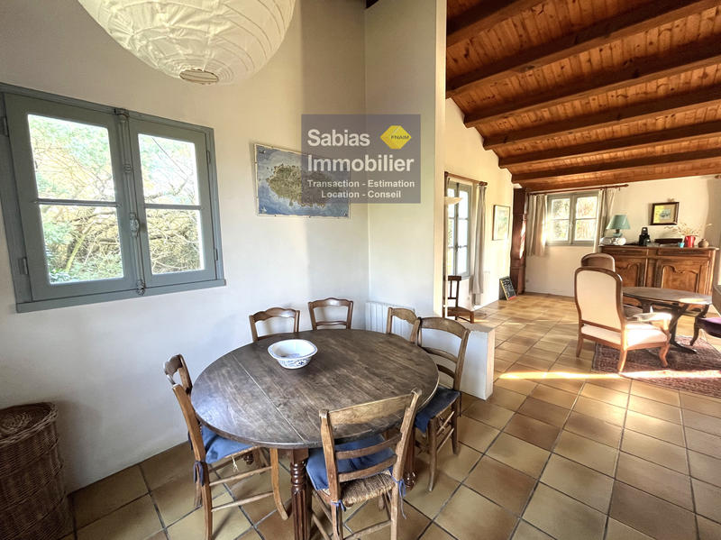 Maison - 94 m² - 4 pièces