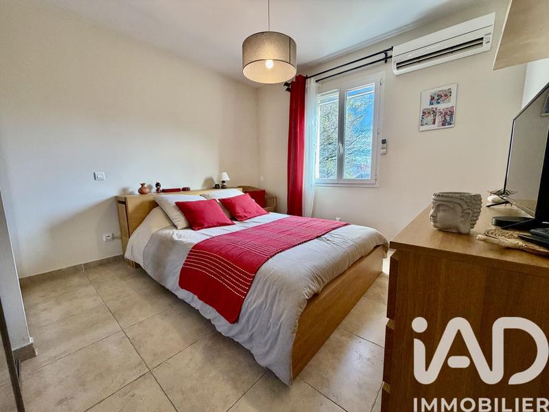 Maison - 102 m² - 4 pièces
