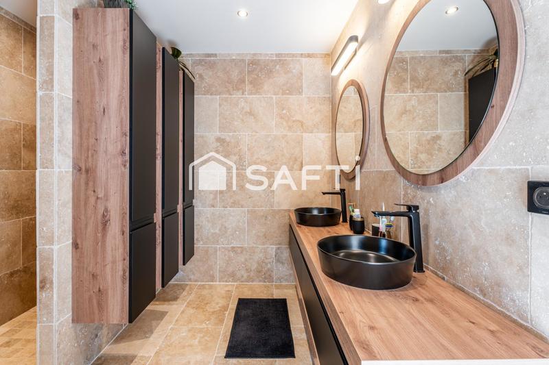 Maison - 181 m² - 6 pièces