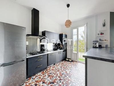 Maison - 189 m² - 6 pièces