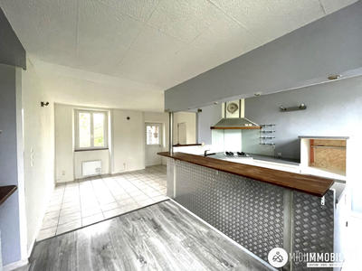 Maison - 75 m² - 4 pièces