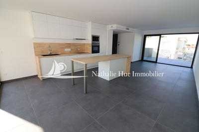 Appartement - 85 m² - 2 pièces