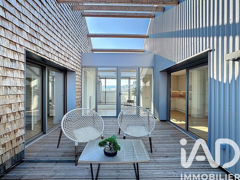 Appartement - 125 m² - 5 pièces