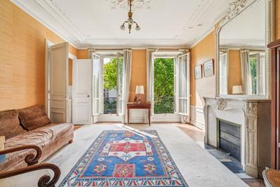 Appartement - 104 m² - 4 pièces