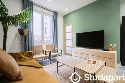 Chambre - 11 m² - 1 pièce