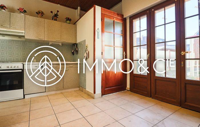 Maison - 90 m² - 6 pièces