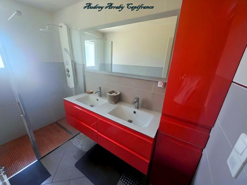 Maison - 99 m² - 4 pièces