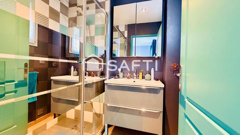 Maison - 121 m² - 5 pièces