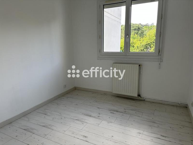 Appartement - 93 m² - 4 pièces