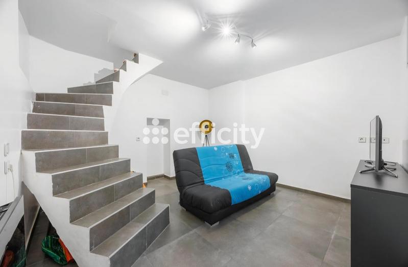 Appartement - 95 m² - 5 pièces