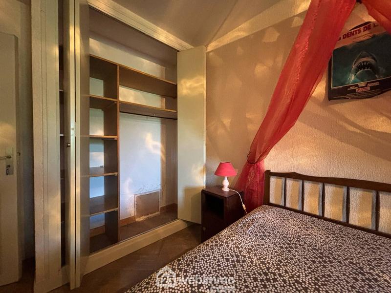 Maison - 181 m² - 7 pièces