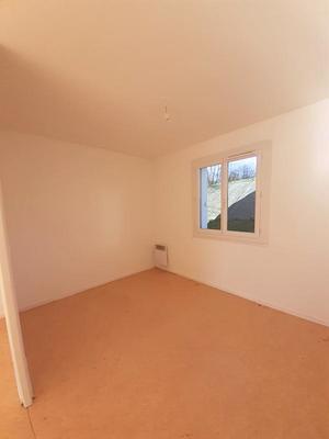 Maison - 82 m² - 6 pièces