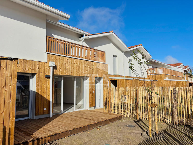 Maison - 88 m² - 4 pièces