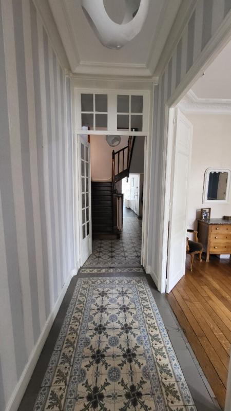 Maison - 236 m² - 10 pièces