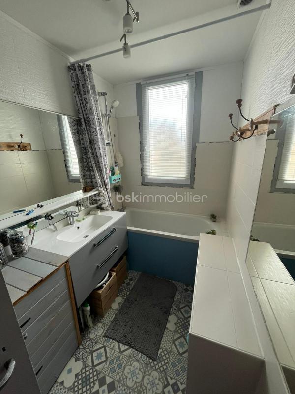 Maison - 136 m² - 6 pièces