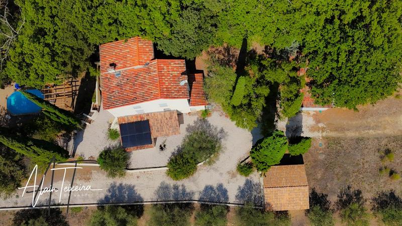 Maison - 170 m² - 9 pièces