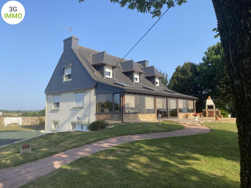 Maison - 130 m² - 6 pièces