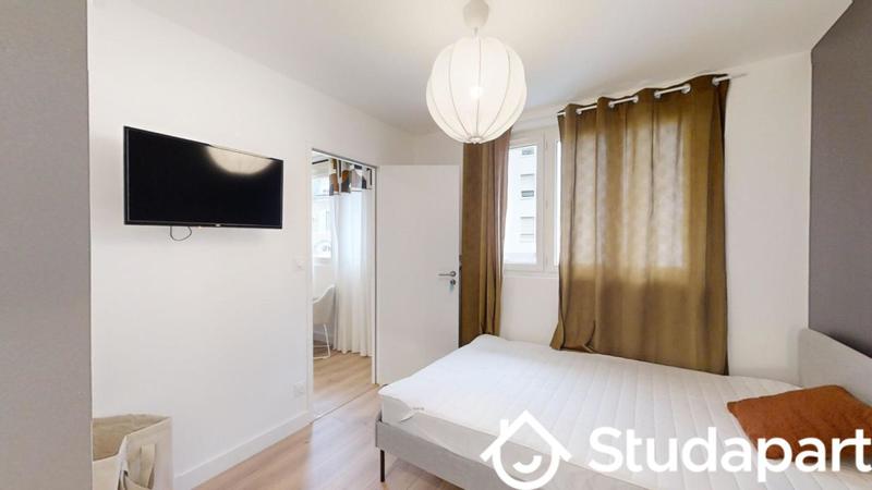 Chambre - 9 m² - 1 pièce