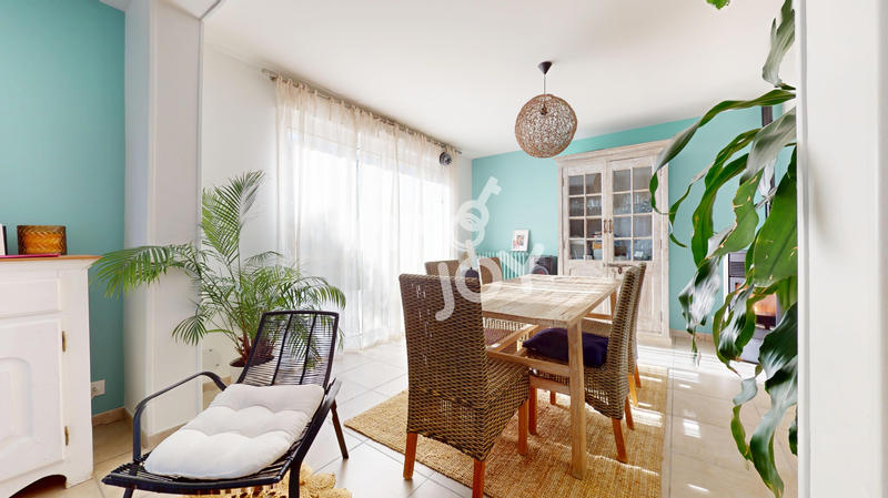 Maison - 164 m² - 5 pièces