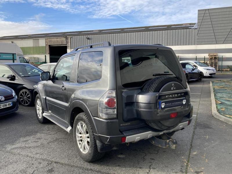 Mitsubishi Pajero 30th Anniversary 3.2 Di 200 Ch - Short Wagon Bva 1ere Main