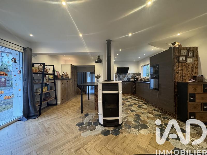 Maison - 134 m² - 5 pièces