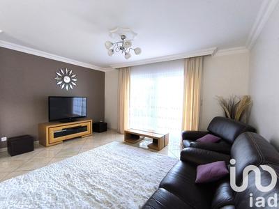 Maison - 137 m² - 5 pièces