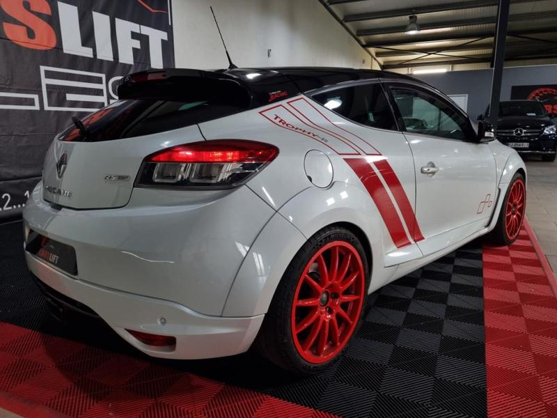Renault Mégane III Coupé Rs 2.0 Turbo 340 ch Preparation Trophy - Garantie 6 Mois