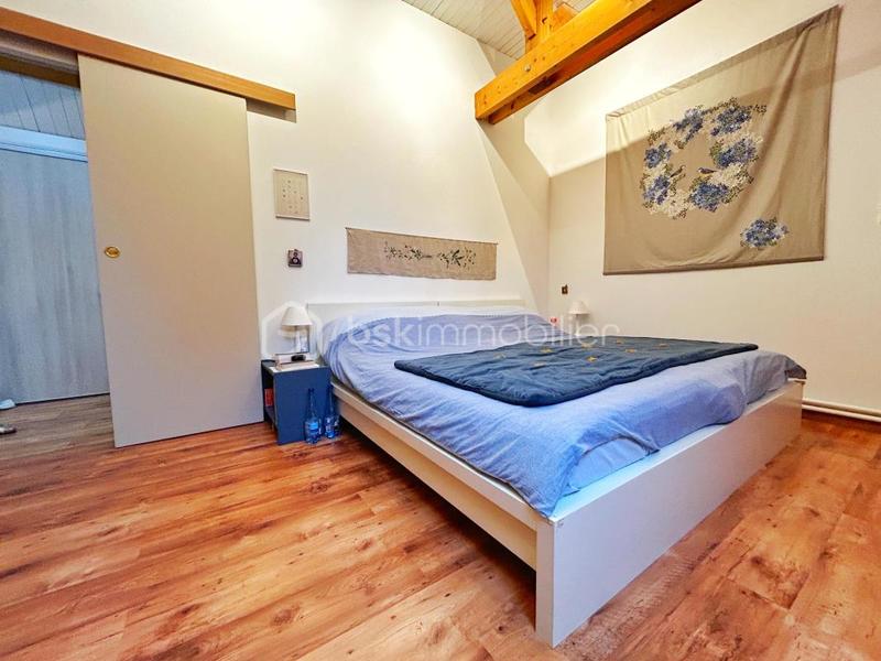 Propriété - 269 m² - 13 pièces