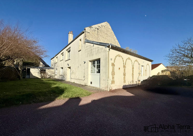 Maison ancienne - 258 m² - 9 pièces