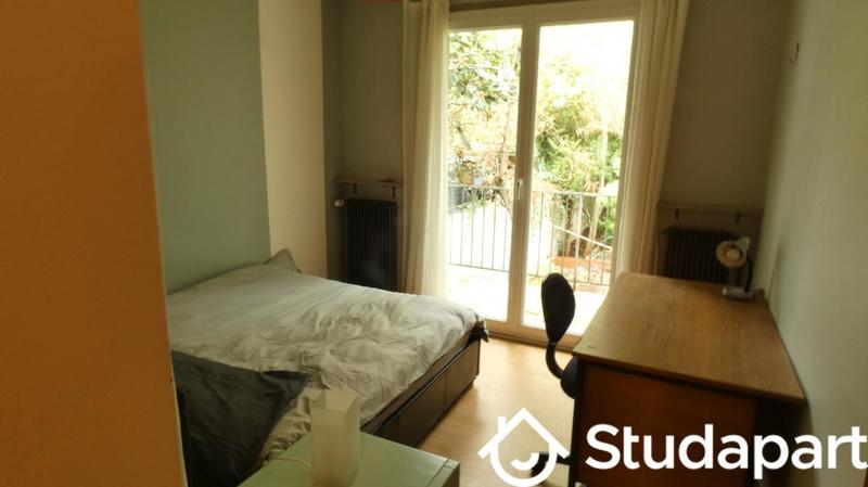 Chambre - 11 m² - 1 pièce