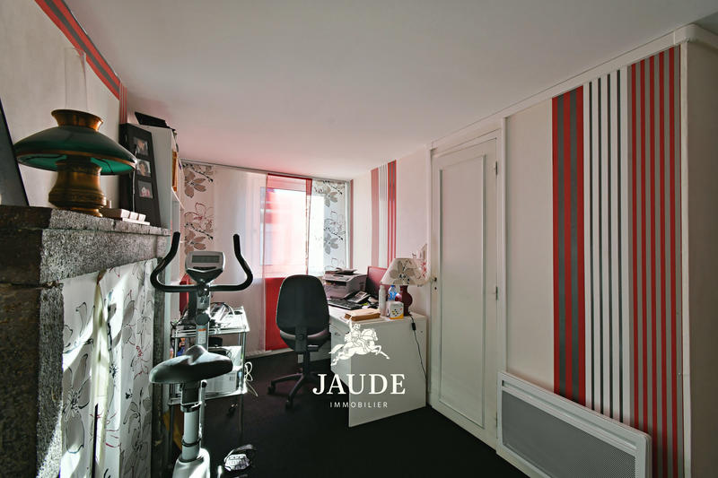 Appartement - 208 m² - 6 pièces