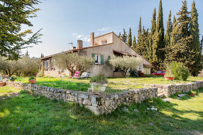 Maison - 517 m² - 15 pièces