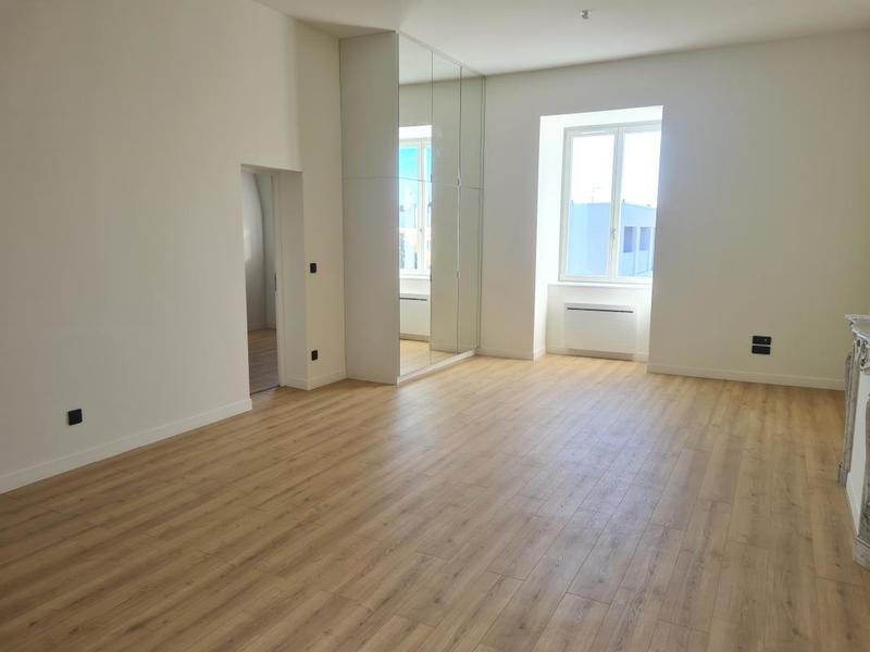 Appartement - 78 m² - 3 pièces