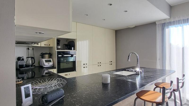 Maison - 96 m² - 4 pièces