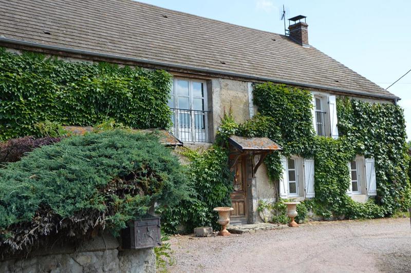 Maison - 260 m² - 11 pièces